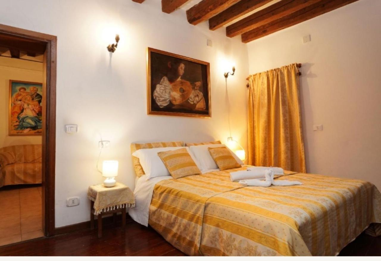 Rialto Laura Apartment *